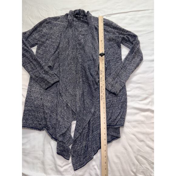 Barefoot Dreams Calypso Cardigan Size L/XL Blue Bamboo Chic Lite Open Soft Cozy - Picture 8 of 12